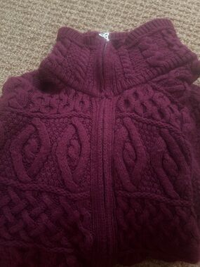 Women’s Cable Knit Zip-Front Sweater - Burgundy